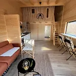 Wood11 - Charming Tinyhouse In A Lovely Garden * Santa Bárbara de Nexe