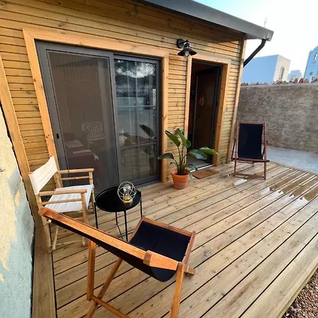 Wood11 - Charming Tinyhouse In A Lovely Garden * Santa Bárbara de Nexe