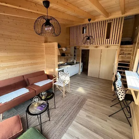 Wood11 - Charming Tinyhouse In A Lovely Garden * Santa Bárbara de Nexe