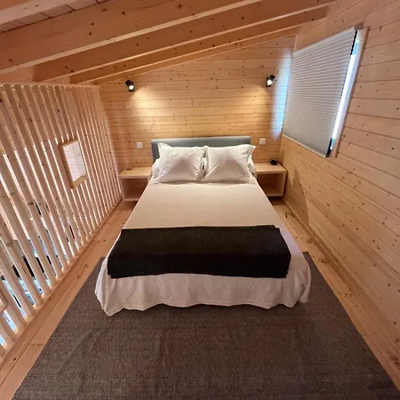 Wood11 - Charming Tinyhouse In A Lovely Garden 펜션 Santa Bárbara de Nexe