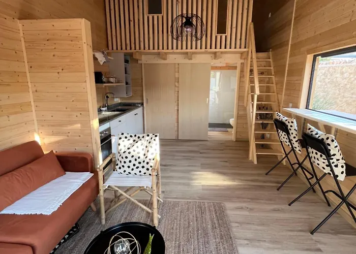Wood11 - Charming Tinyhouse In A Lovely Garden * Santa Bárbara de Nexe